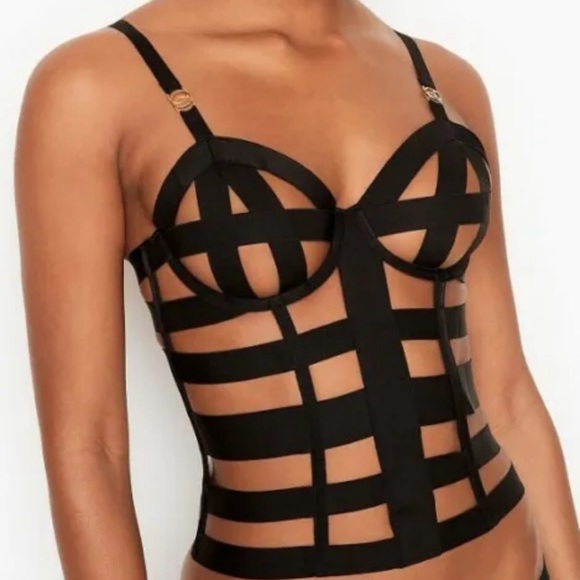 Victoria secrets bondage corset in black. Size SP - Picture 3 of 6